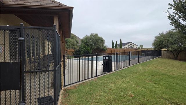5812 Windstone Drive, Norman, OK 73072