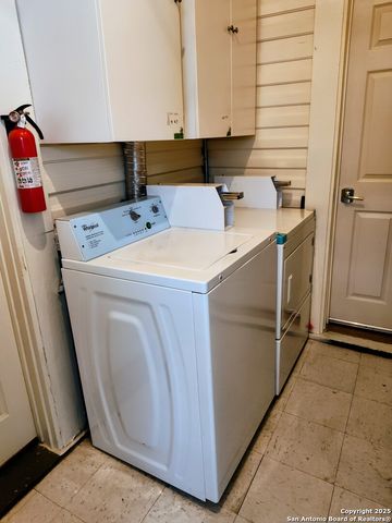 1901 interstate 35, San Antonio, TX 78208