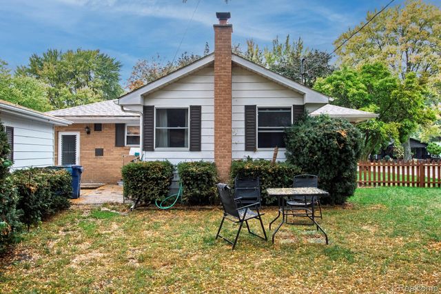 322 North Dr., Davison, MI 48423