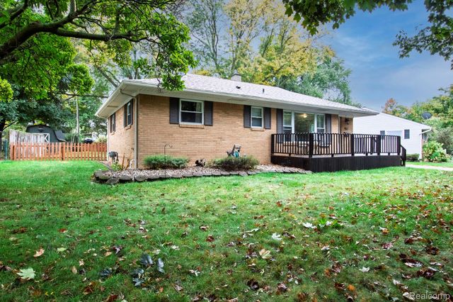 322 North Dr., Davison, MI 48423