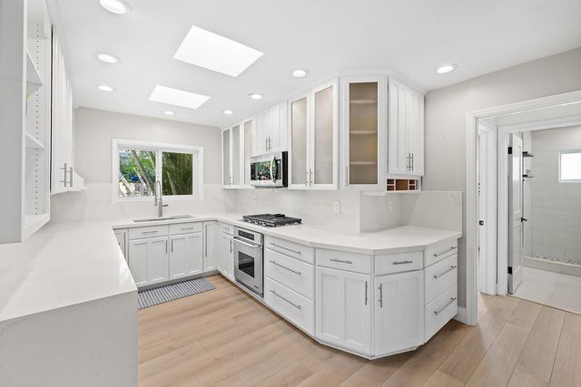 1370 E Terra Mar Dr, Pompano Beach, FL 33062