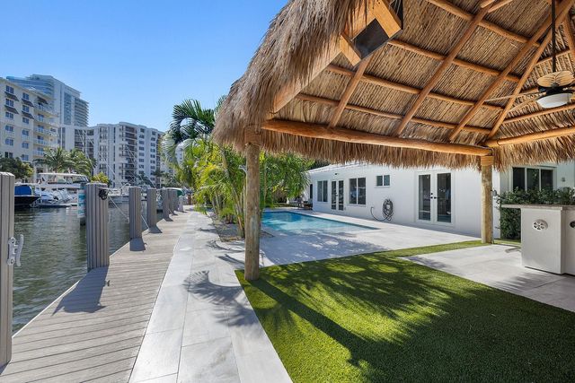 1370 E Terra Mar Dr, Pompano Beach, FL 33062