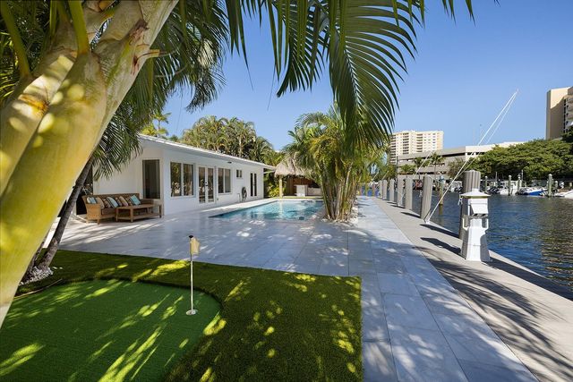 1370 E Terra Mar Dr, Pompano Beach, FL 33062