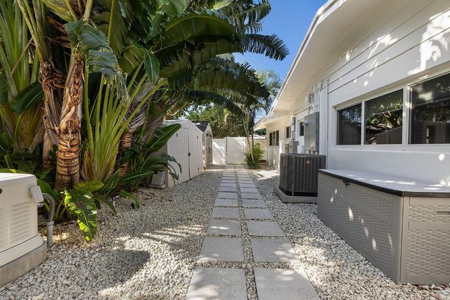 1370 E Terra Mar Drive, Pompano Beach, FL 33062