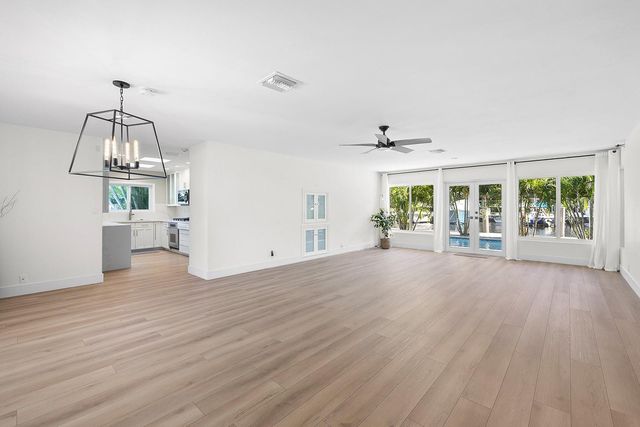 1370 E Terra Mar Dr, Pompano Beach, FL 33062