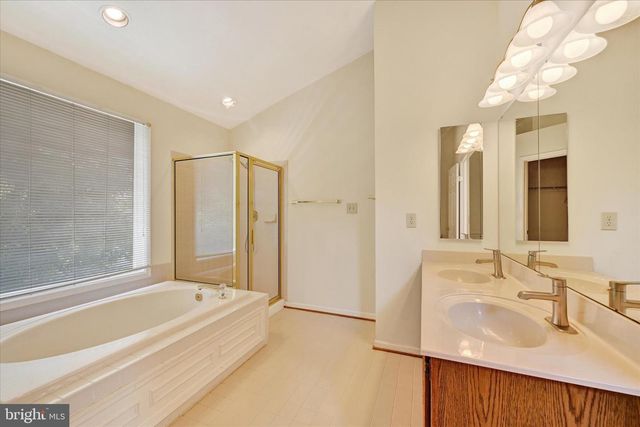 14003 FOREST RIDGE, North Potomac, MD 20878