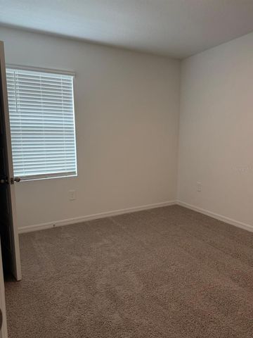 3910 LIMEKLIN FALLS LOOP, Davenport, FL 33837
