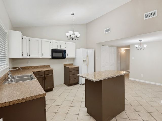 431 Whitney Street, Cedar Hill, TX 75104