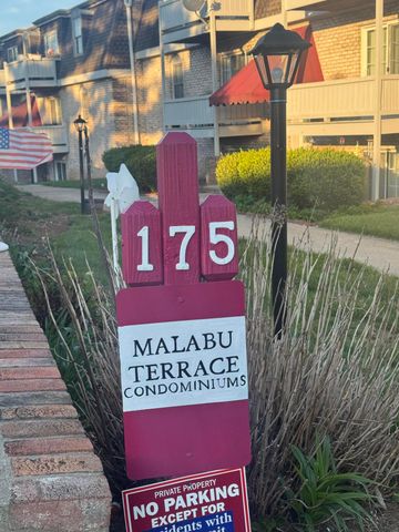 175 Malabu Drive Drive 32, Lexington, KY 40503