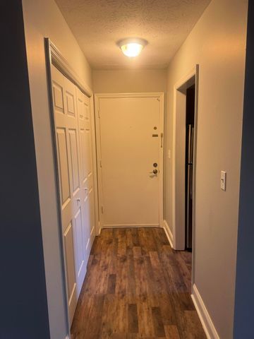 175 Malabu Drive Drive 32, Lexington, KY 40503