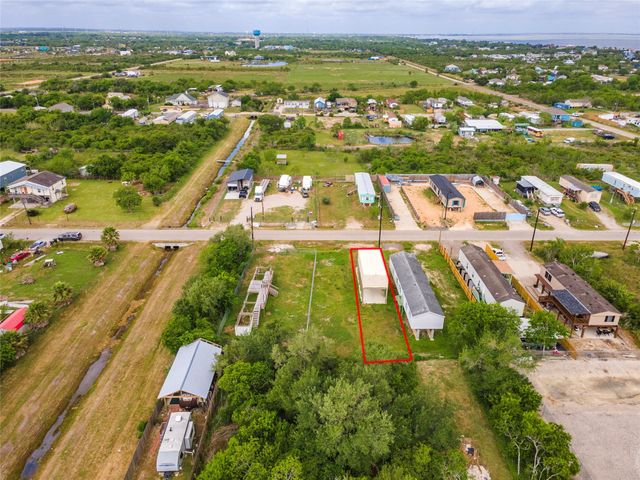 437 16th Street, San Leon, TX 77539