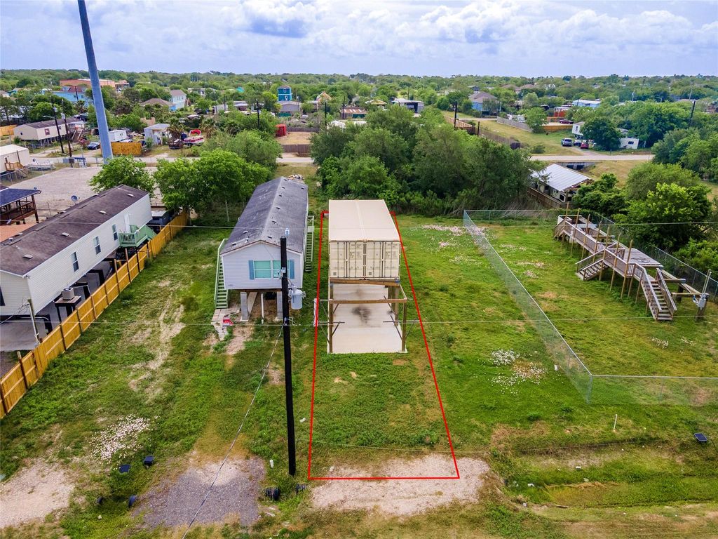 437 16th Street, San Leon, TX 77539