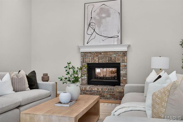 5012 Oak Bluff Drive, High Ridge, MO 63049