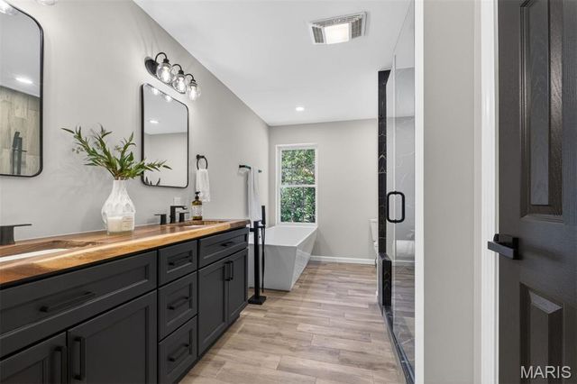 5012 Oak Bluff Drive, High Ridge, MO 63049