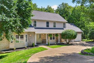 5012 Oak Bluff Drive, High Ridge, MO 63049