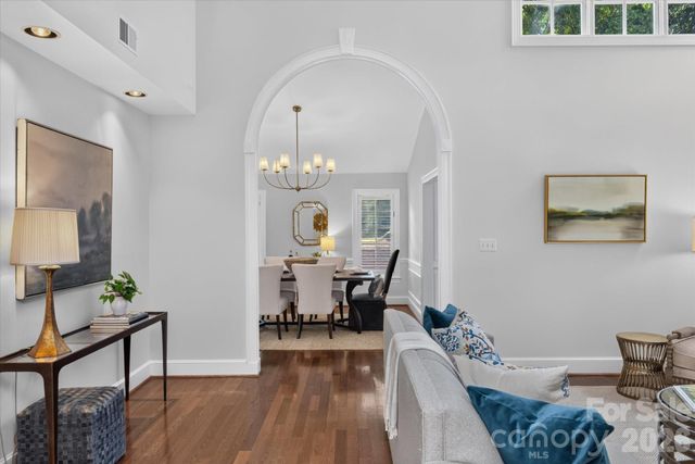 1804 Meadowood Lane, Charlotte, NC 28211