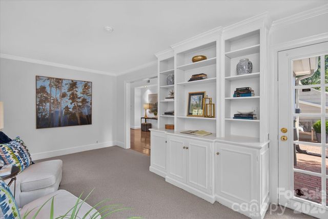 1804 Meadowood Lane, Charlotte, NC 28211