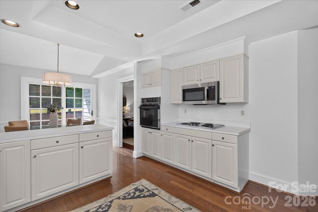 1804 Meadowood Lane, Charlotte, NC 28211