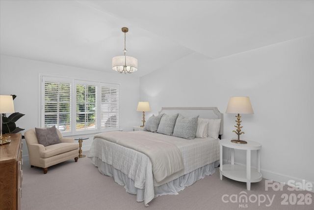 1804 Meadowood Lane, Charlotte, NC 28211