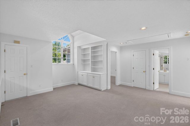 1804 Meadowood Lane, Charlotte, NC 28211