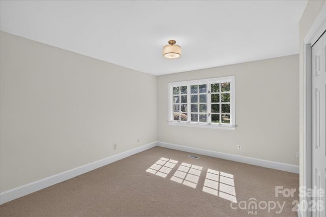 1804 Meadowood Lane, Charlotte, NC 28211