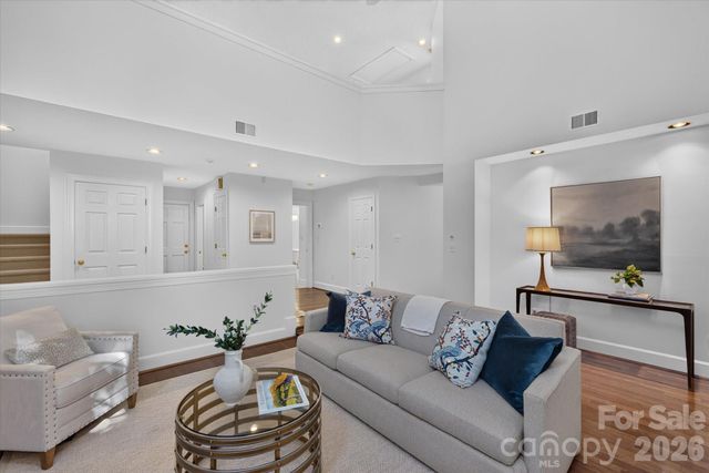 1804 Meadowood Lane, Charlotte, NC 28211