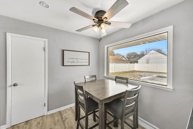 N85W17294 Lee PLACE, Menomonee Falls, WI 53051