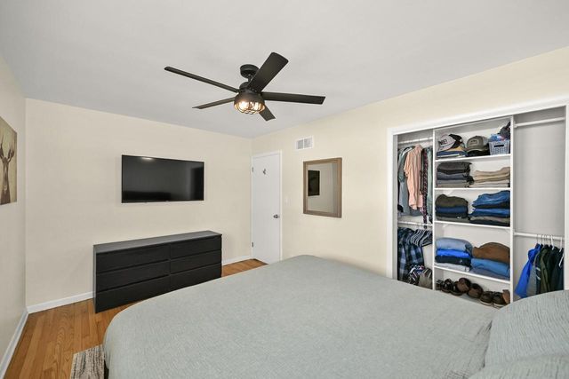 N85W17294 Lee PLACE, Menomonee Falls, WI 53051