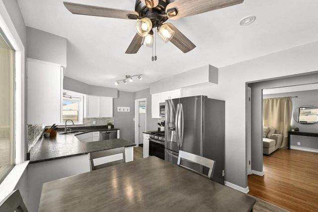 N85W17294 Lee PLACE, Menomonee Falls, WI 53051