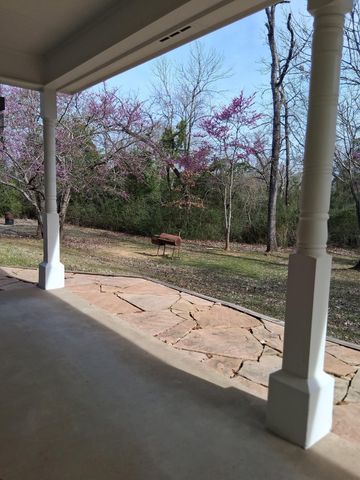 9214 County Road 393, Jewett, TX 75846