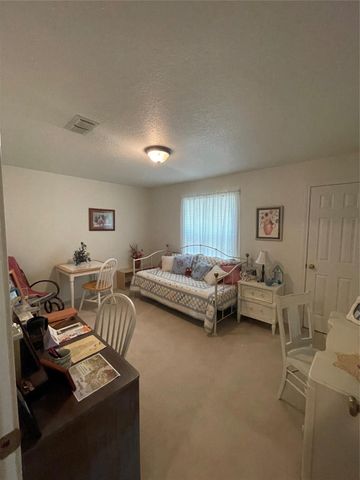 9214 County Road 393, Jewett, TX 75846