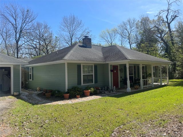 9214 County Road 393, Jewett, TX 75846