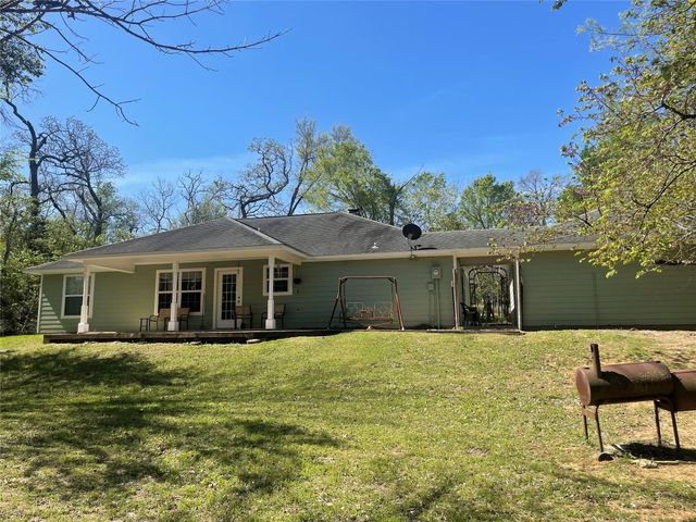 9214 County Road 393, Jewett, TX 75846