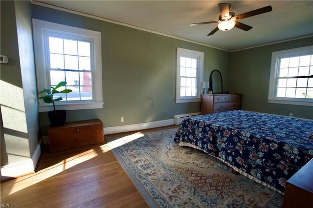 24 N Court ST, Windsor, VA 23487