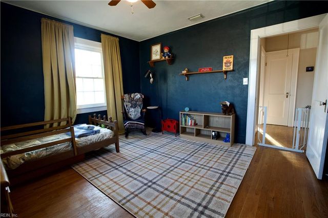 24 N Court ST, Windsor, VA 23487