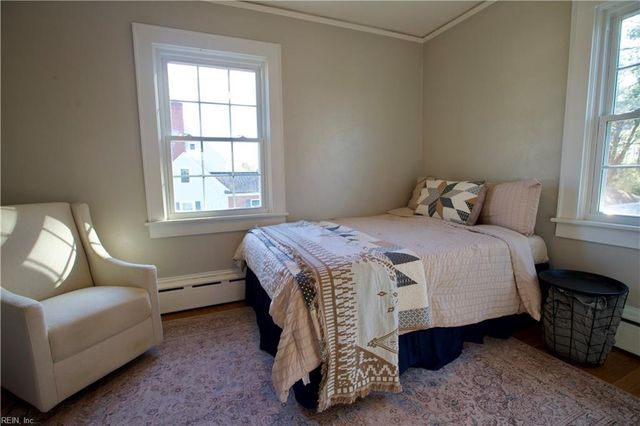 24 N Court ST, Windsor, VA 23487