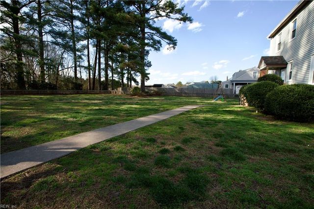 24 N Court ST, Windsor, VA 23487