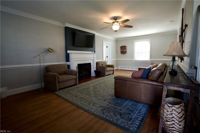 24 N Court ST, Windsor, VA 23487