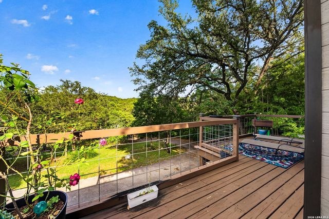 19815 GREENHILL DR, Helotes, TX 78023