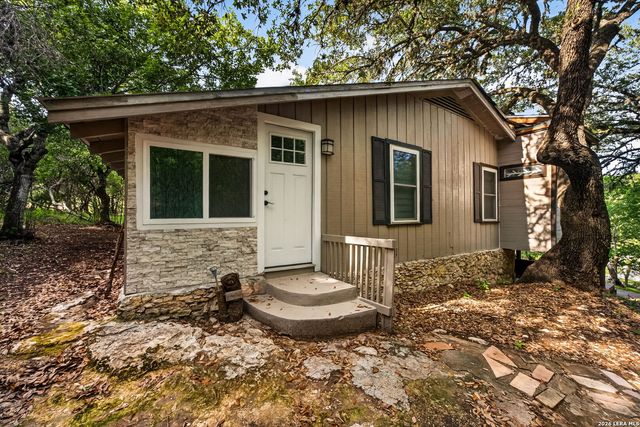 19815 GREENHILL DR, Helotes, TX 78023