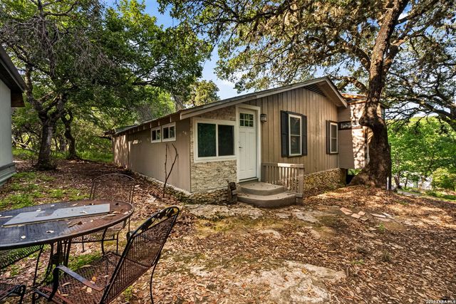 19815 GREENHILL DR, Helotes, TX 78023