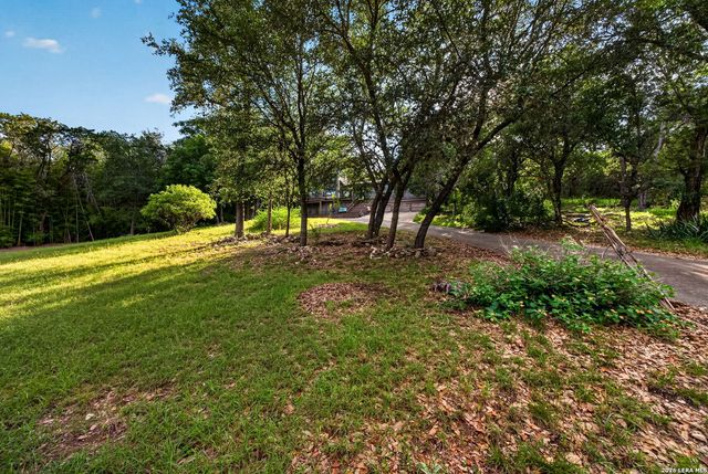 19815 GREENHILL DR, Helotes, TX 78023
