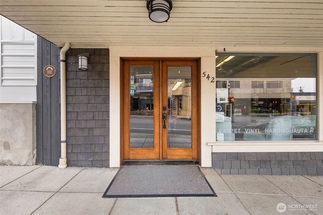 542 Main Street, Edmonds, WA 98020