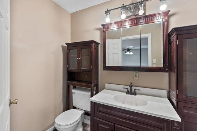 214 E Rhea Avenue, Spring City, TN 37381