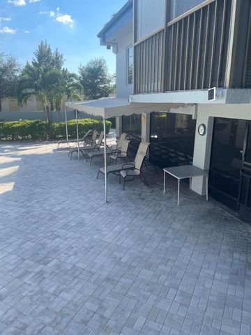 7523 S Oriole Boulevard 102, Delray Beach, FL 33446