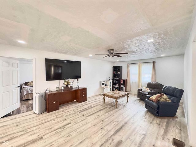 5231 E Cheryl Lane, Indianapolis, IN 46203