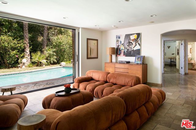 2225 Malaga Road, Los Angeles, CA 90068
