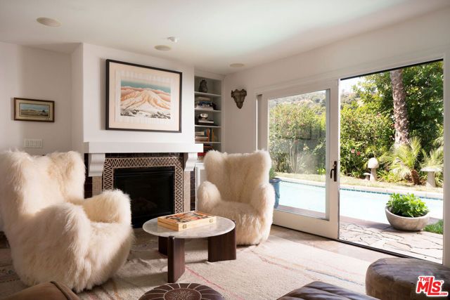 2225 Malaga Road, Los Angeles, CA 90068