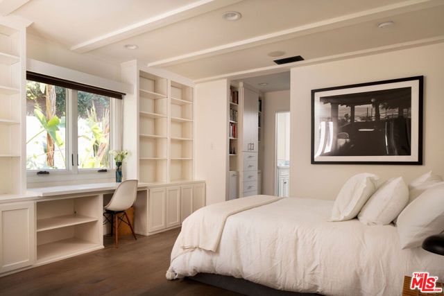 2225 Malaga Road, Los Angeles, CA 90068