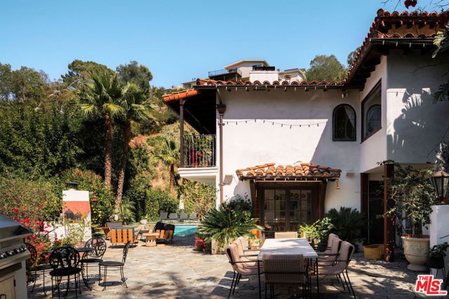 2225 Malaga Road, Los Angeles, CA 90068